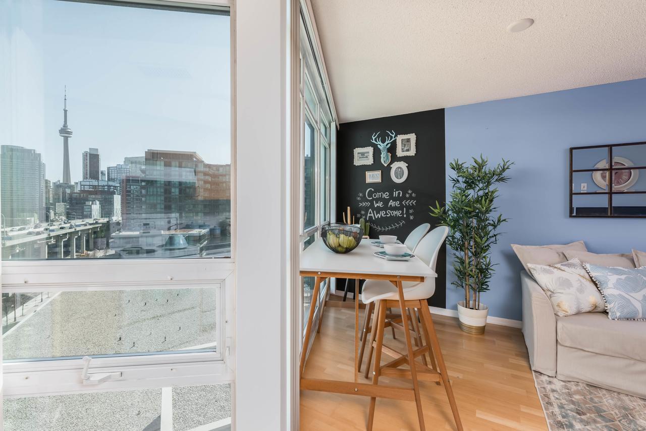 Cityscape Condo In Fort York โตรอนโต ภายนอก รูปภาพ